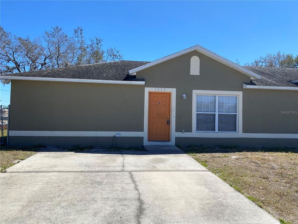 For Rent: $1,600 (3 beds, 1 baths, 1075 Square Feet)