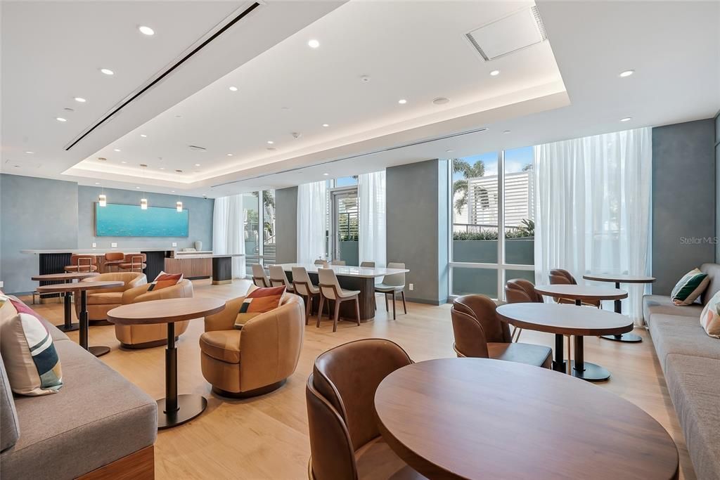 For Sale: $2,695,000 (3 beds, 3 baths, 2380 Square Feet)
