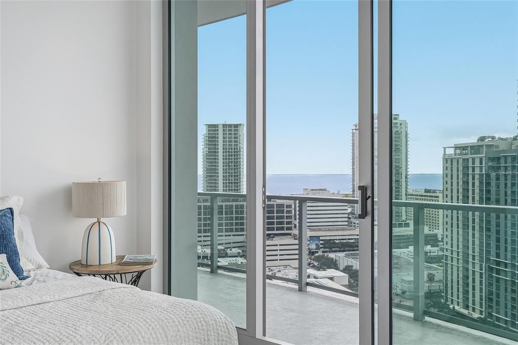 For Sale: $2,695,000 (3 beds, 3 baths, 2380 Square Feet)