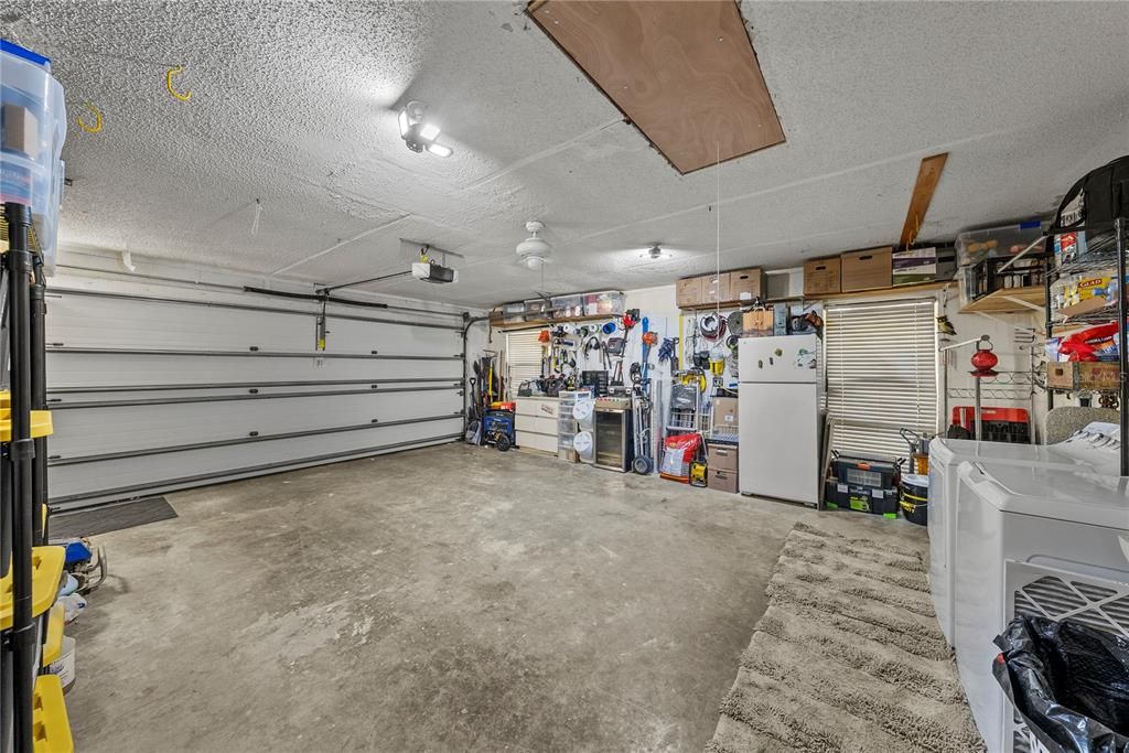 For Sale: $585,000 (3 beds, 2 baths, 1998 Square Feet)
