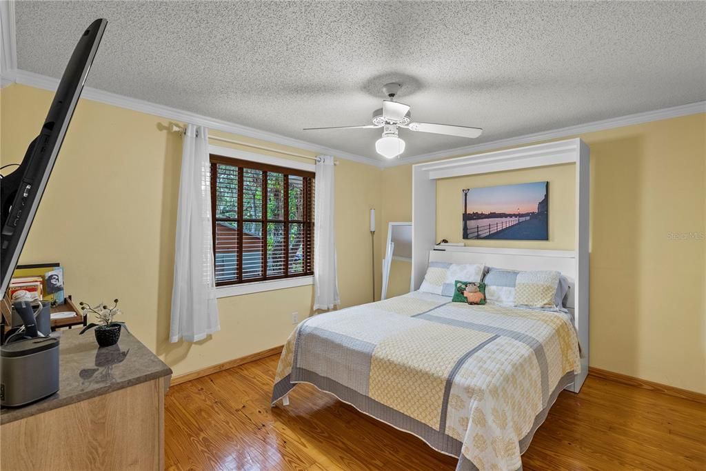 For Sale: $585,000 (3 beds, 2 baths, 1998 Square Feet)