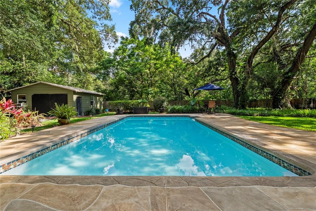 For Sale: $585,000 (3 beds, 2 baths, 1998 Square Feet)