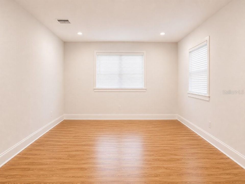 For Sale: $489,000 (3 beds, 2 baths, 1837 Square Feet)