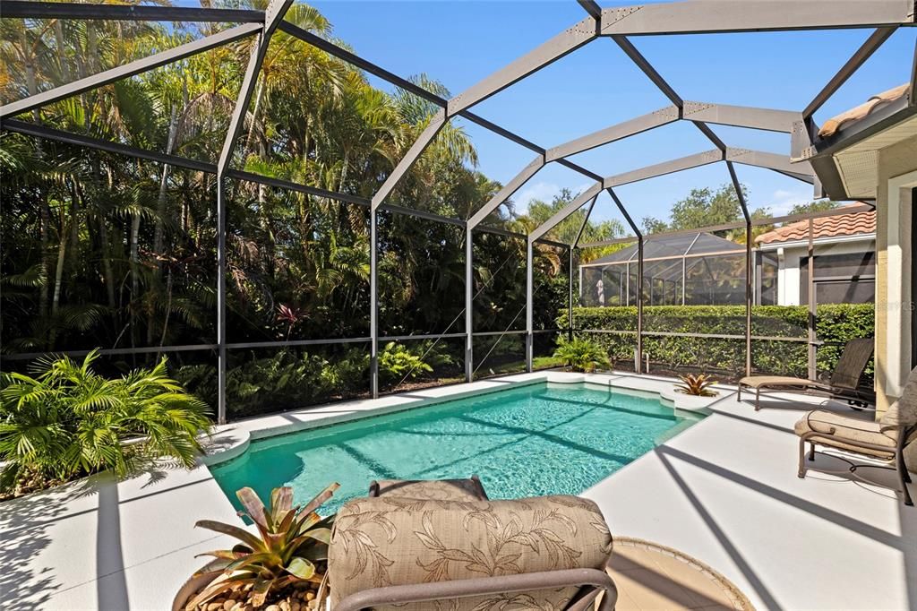 For Sale: $580,000 (2 beds, 2 baths, 1919 Square Feet)