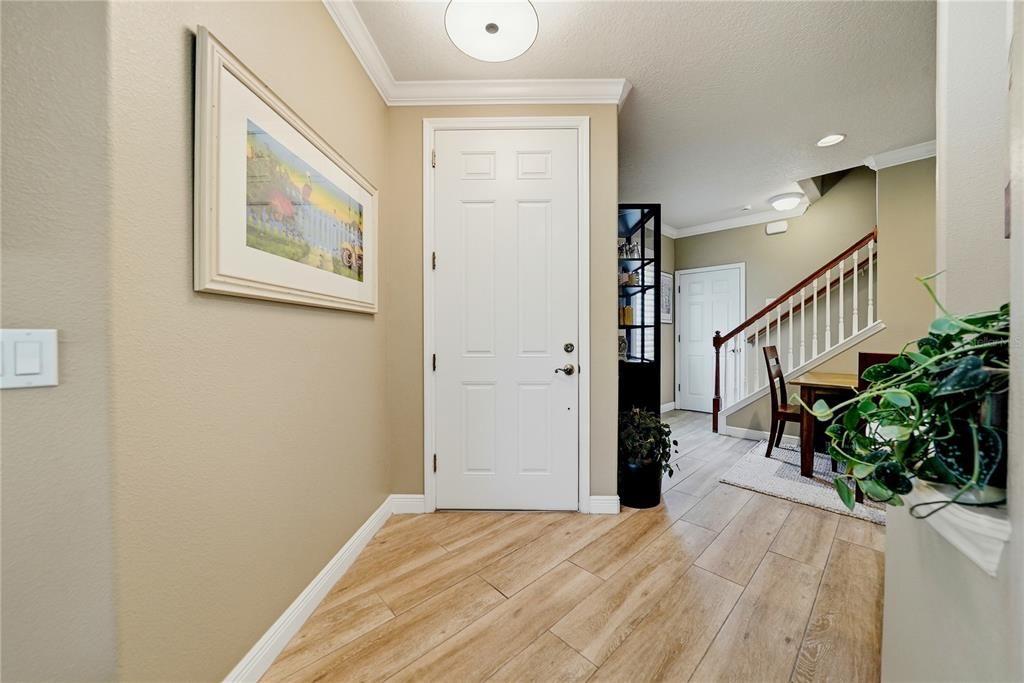 For Sale: $393,000 (3 beds, 2 baths, 1700 Square Feet)