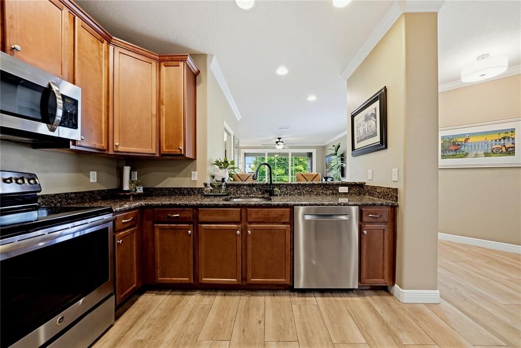 For Sale: $393,000 (3 beds, 2 baths, 1700 Square Feet)