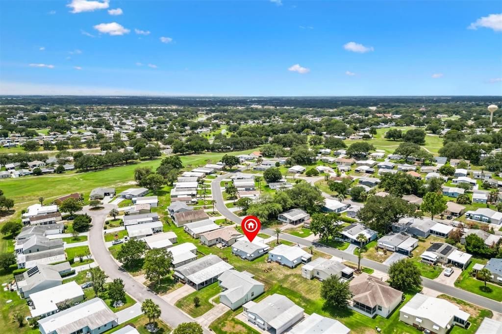 For Sale: $227,000 (2 beds, 2 baths, 936 Square Feet)