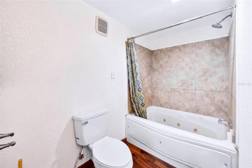 For Sale: $460,000 (3 beds, 2 baths, 1440 Square Feet)