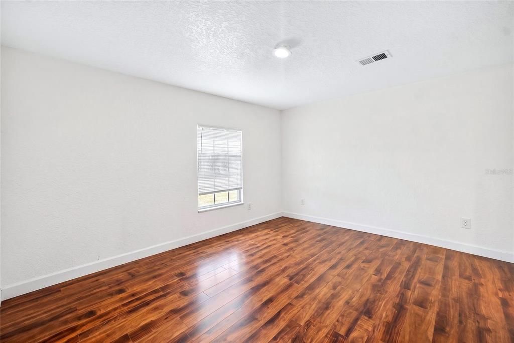 For Sale: $460,000 (3 beds, 2 baths, 1440 Square Feet)