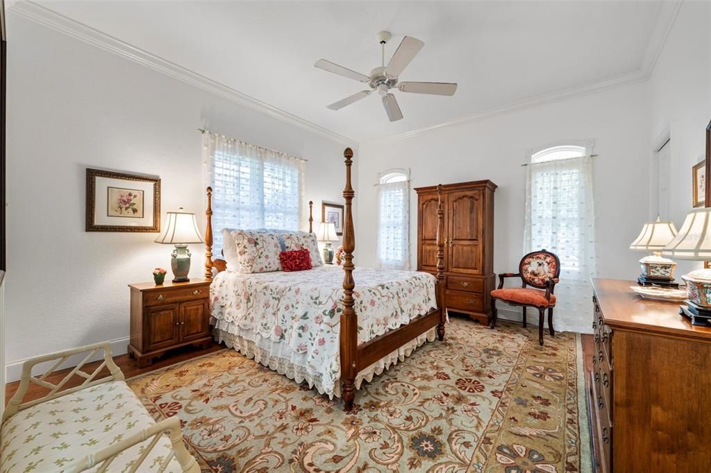 For Sale: $3,250,000 (4 beds, 3 baths, 4383 Square Feet)