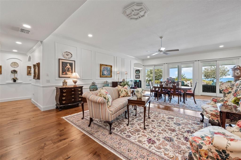 For Sale: $3,250,000 (4 beds, 3 baths, 4383 Square Feet)