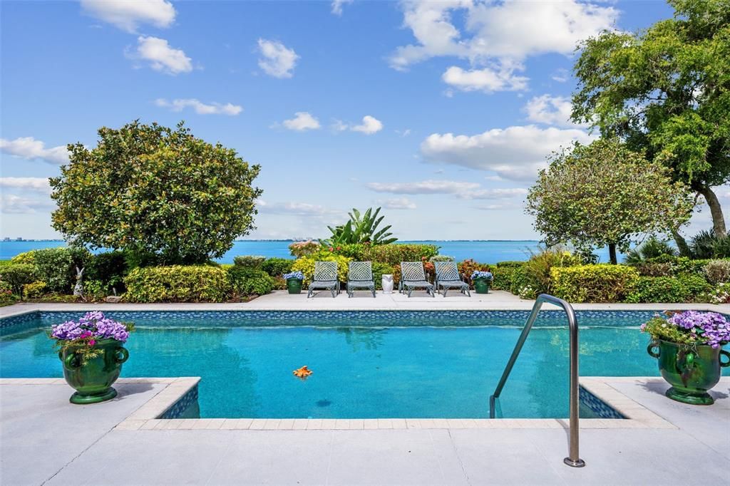 For Sale: $3,250,000 (4 beds, 3 baths, 4383 Square Feet)