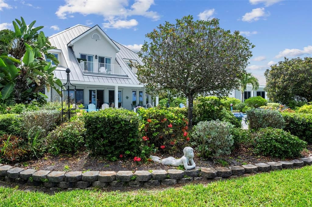 For Sale: $3,250,000 (4 beds, 3 baths, 4383 Square Feet)