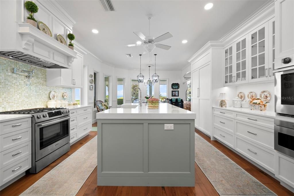 For Sale: $3,250,000 (4 beds, 3 baths, 4383 Square Feet)