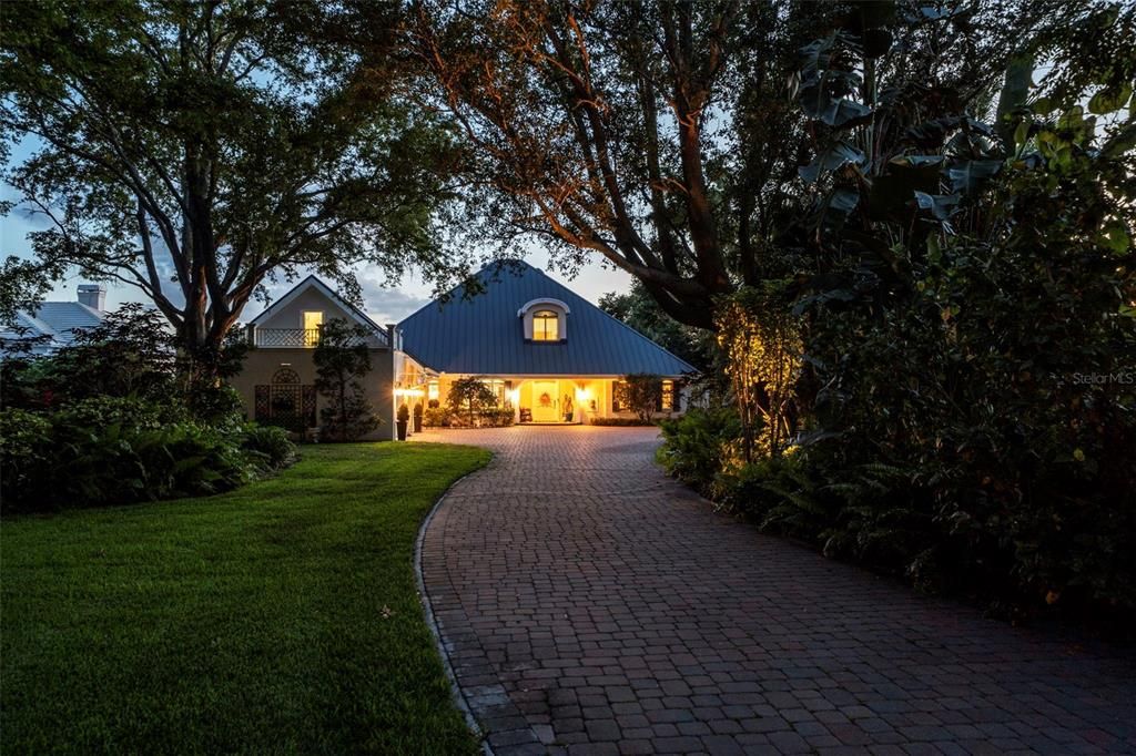 For Sale: $3,250,000 (4 beds, 3 baths, 4383 Square Feet)