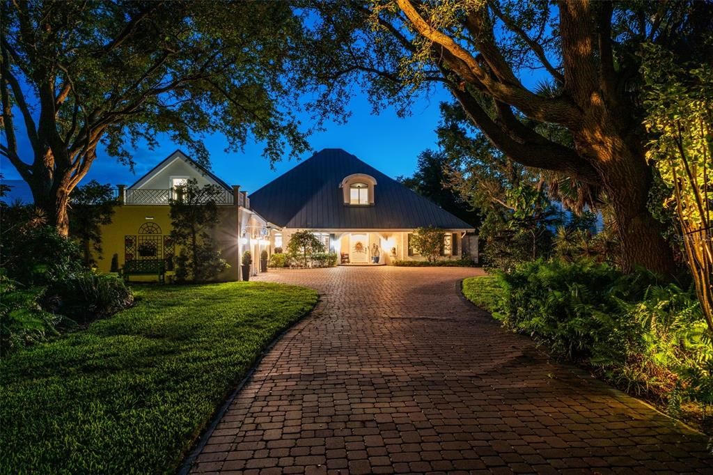 For Sale: $3,250,000 (4 beds, 3 baths, 4383 Square Feet)