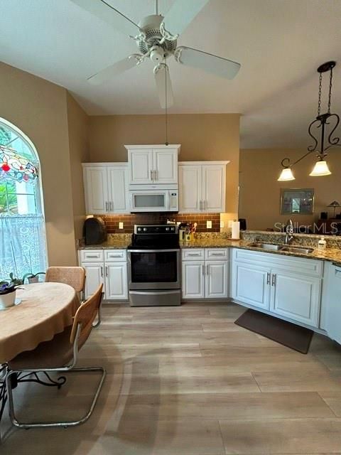 Active With Contract: $239,900 (3 beds, 2 baths, 1757 Square Feet)