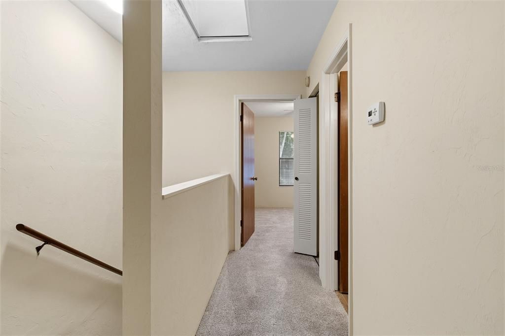 For Sale: $140,000 (2 beds, 1 baths, 952 Square Feet)
