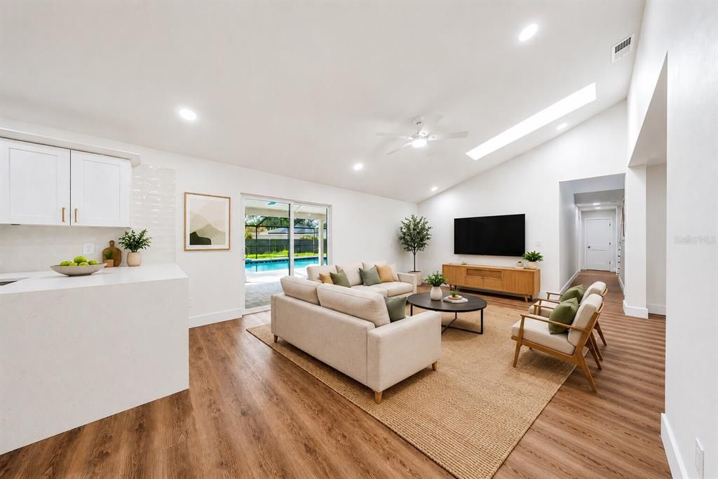 For Sale: $600,000 (4 beds, 2 baths, 2332 Square Feet)