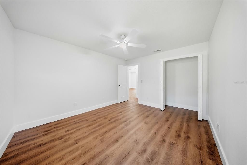 For Sale: $600,000 (4 beds, 2 baths, 2332 Square Feet)