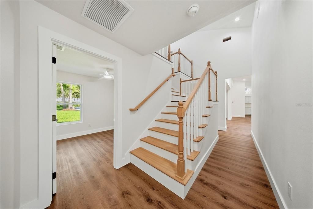 For Sale: $600,000 (4 beds, 2 baths, 2332 Square Feet)
