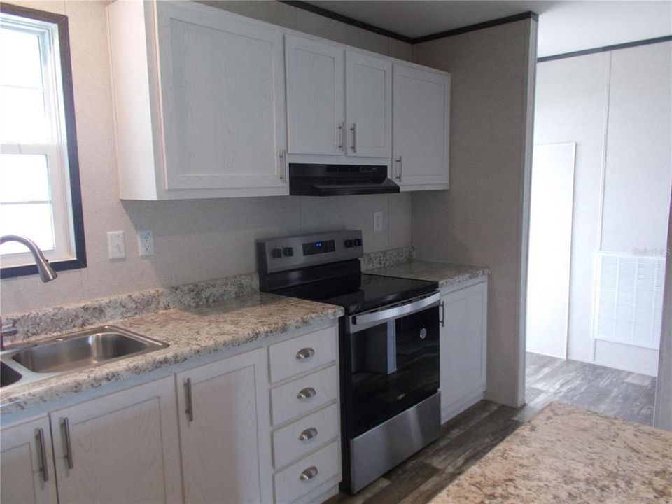 En Venta: $199,900 (3 camas, 2 baños, 1560 Pies cuadrados)