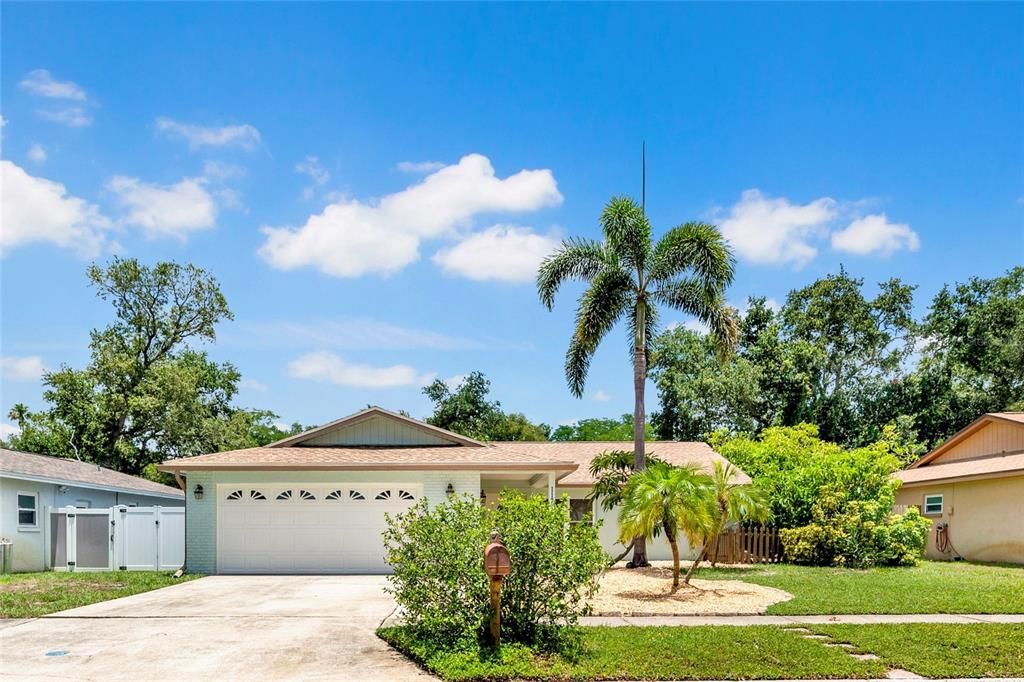 For Sale: $624,900 (4 beds, 2 baths, 1760 Square Feet)