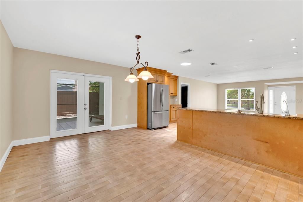 For Sale: $624,900 (4 beds, 2 baths, 1760 Square Feet)