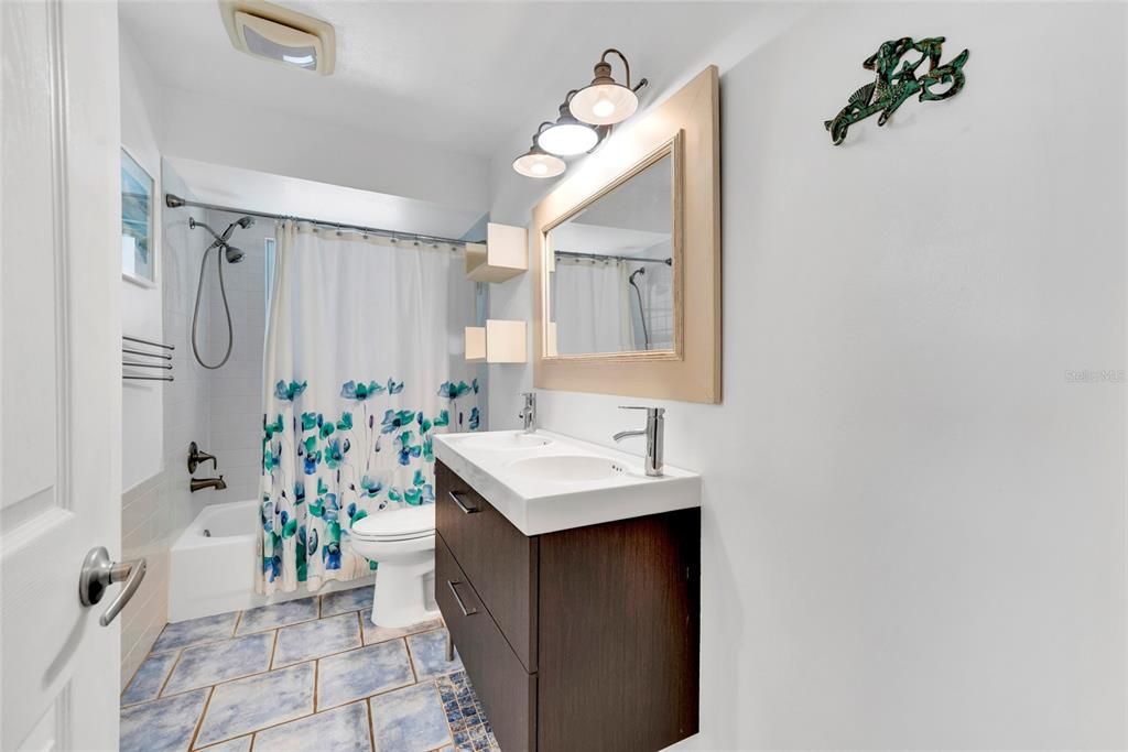 For Sale: $624,900 (4 beds, 2 baths, 1760 Square Feet)
