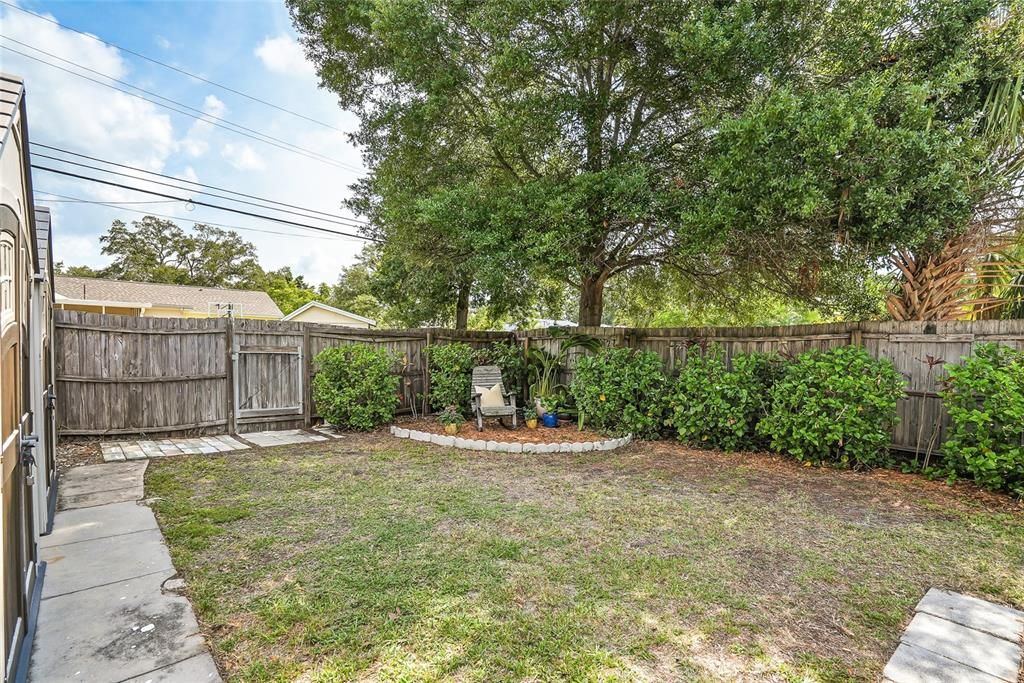 Activo con contrato: $460,000 (3 camas, 2 baños, 1317 Pies cuadrados)