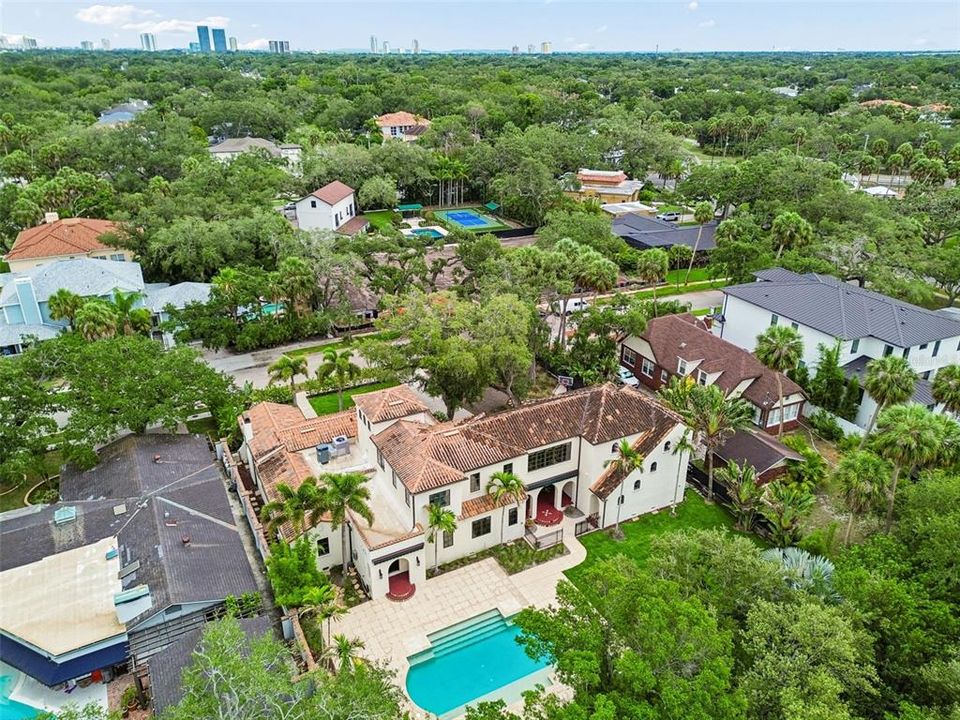 На продажу: $2,875,000 (4 спален, 5 ванн, 5086 Квадратных фут)