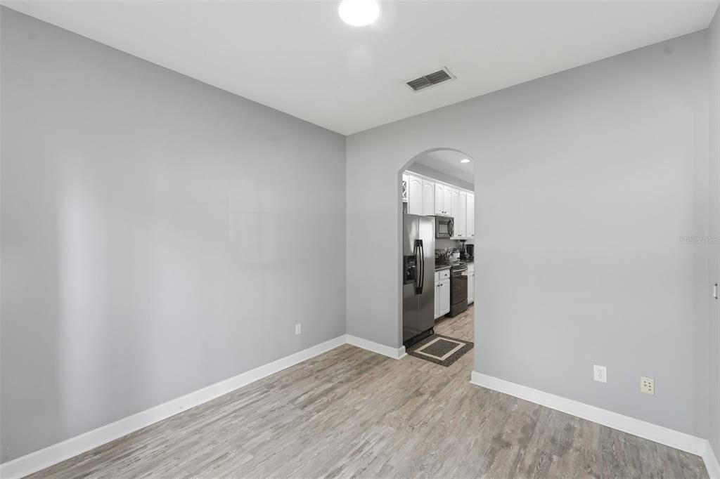 For Sale: $520,000 (5 beds, 2 baths, 2391 Square Feet)