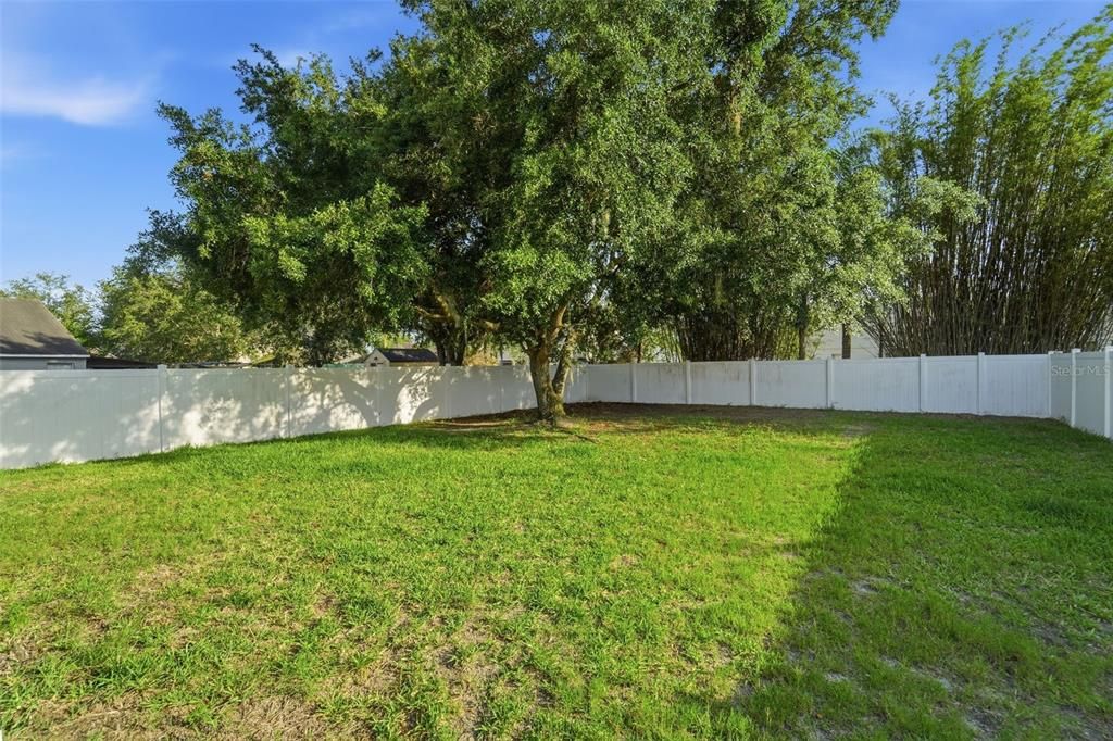 For Sale: $520,000 (5 beds, 2 baths, 2391 Square Feet)