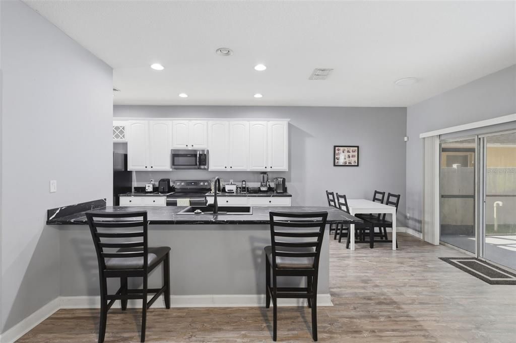 For Sale: $520,000 (5 beds, 2 baths, 2391 Square Feet)