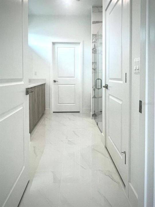 For Sale: $370,000 (4 beds, 2 baths, 1554 Square Feet)