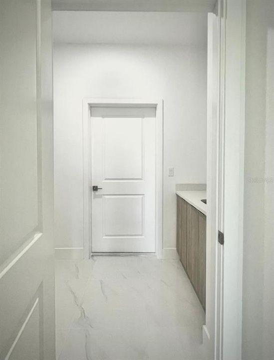 For Sale: $370,000 (4 beds, 2 baths, 1554 Square Feet)