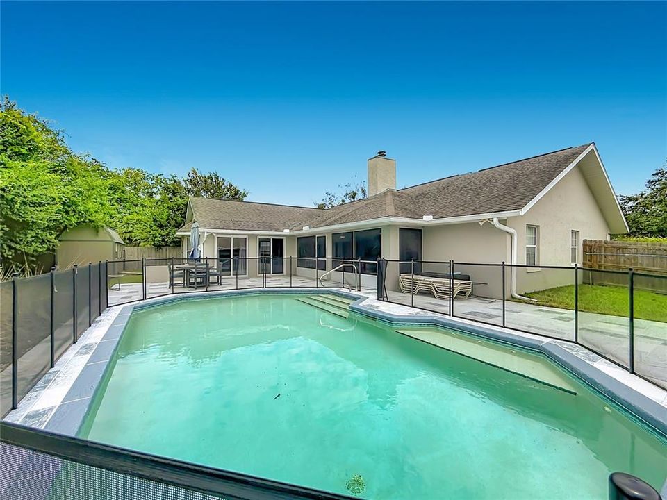 For Sale: $415,900 (3 beds, 2 baths, 2189 Square Feet)
