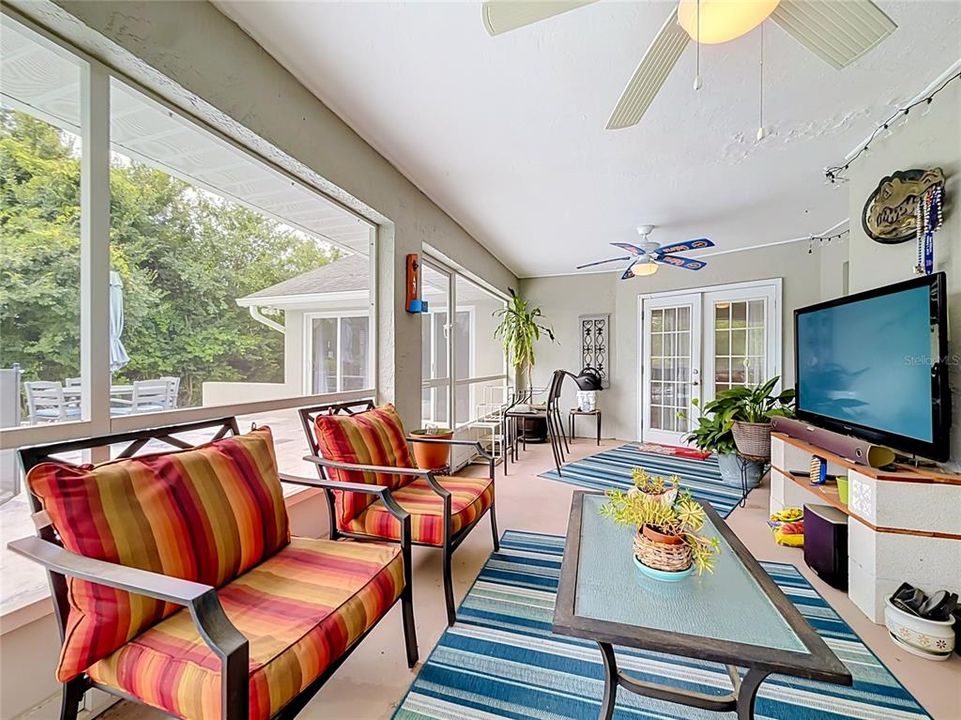For Sale: $415,900 (3 beds, 2 baths, 2189 Square Feet)