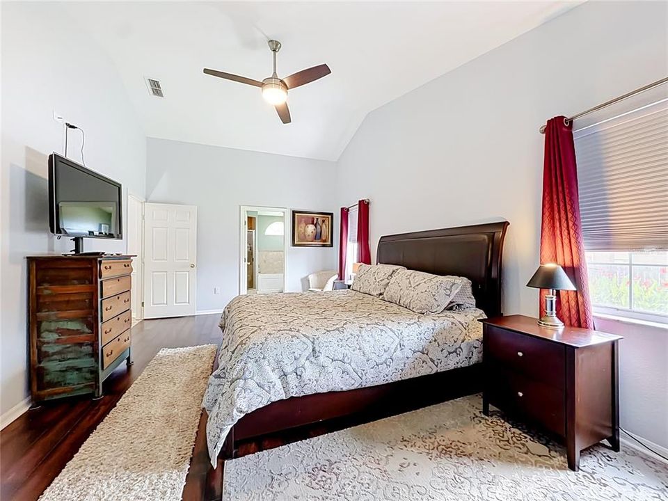 For Sale: $415,900 (3 beds, 2 baths, 2189 Square Feet)
