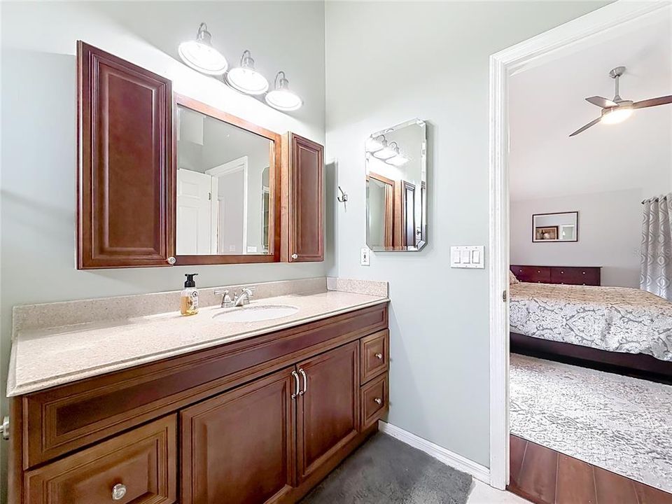For Sale: $415,900 (3 beds, 2 baths, 2189 Square Feet)