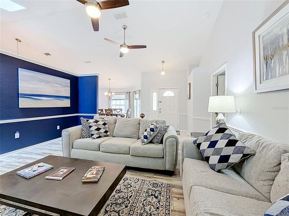 For Sale: $415,900 (3 beds, 2 baths, 2189 Square Feet)