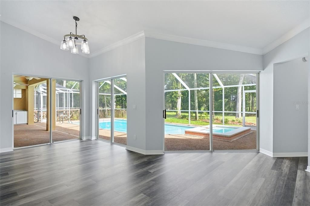 En Venta: $679,000 (4 camas, 3 baños, 2805 Pies cuadrados)