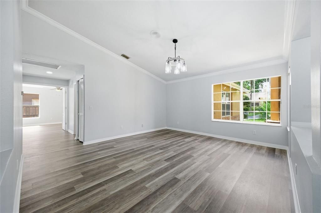 En Venta: $679,000 (4 camas, 3 baños, 2805 Pies cuadrados)