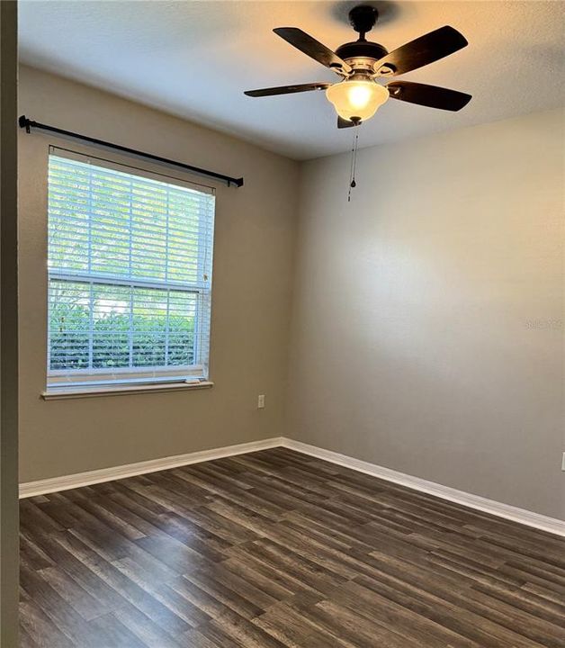 For Sale: $389,000 (3 beds, 2 baths, 1541 Square Feet)