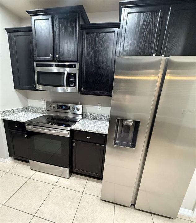 For Sale: $389,000 (3 beds, 2 baths, 1541 Square Feet)