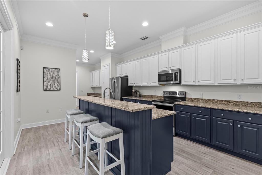 For Sale: $875,000 (4 beds, 4 baths, 3660 Square Feet)