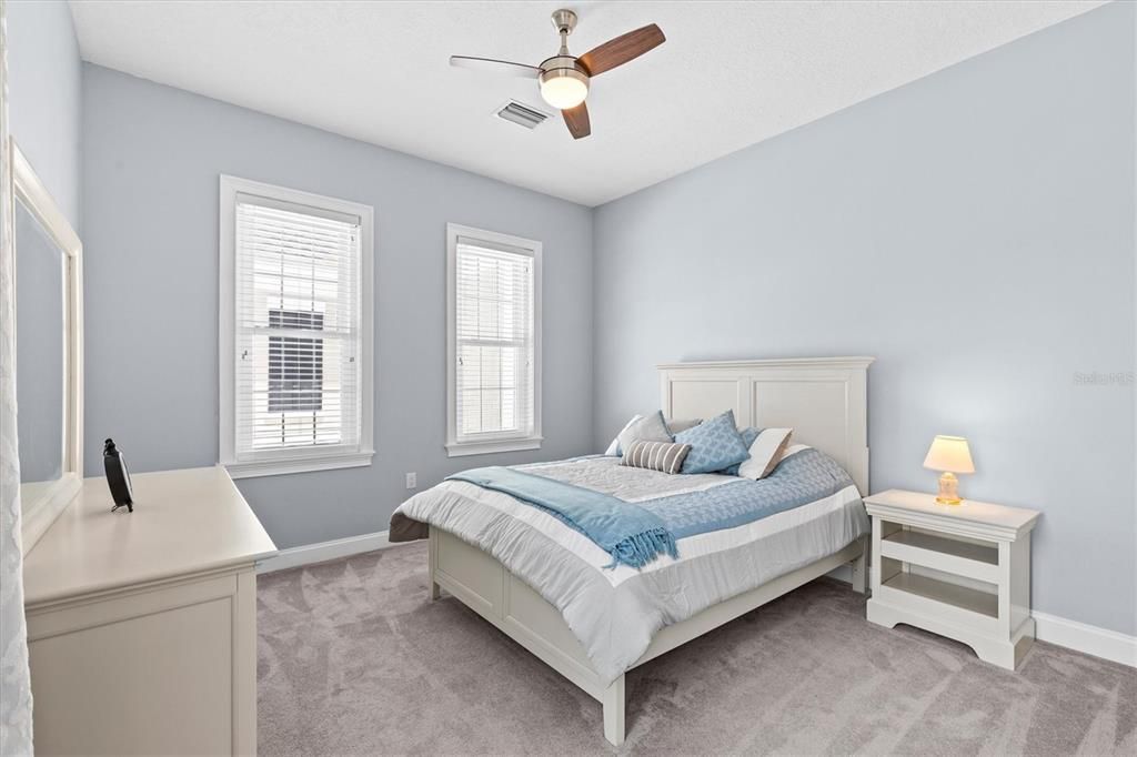 For Sale: $875,000 (4 beds, 4 baths, 3660 Square Feet)