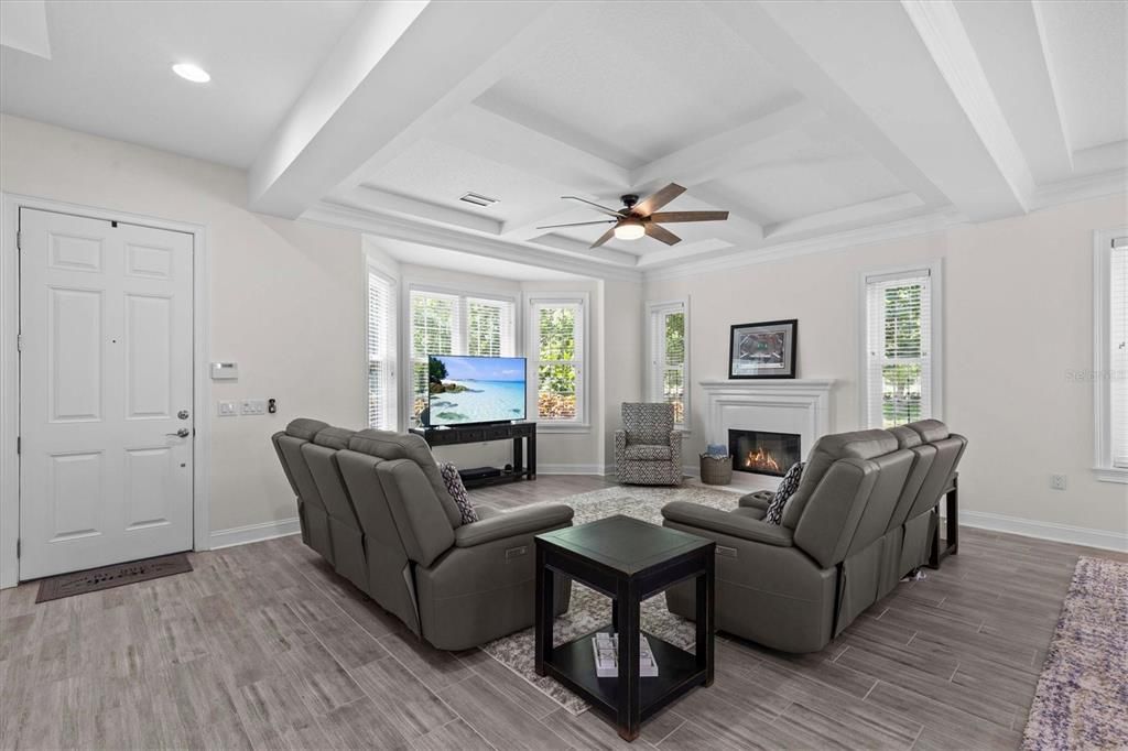 For Sale: $875,000 (4 beds, 4 baths, 3660 Square Feet)