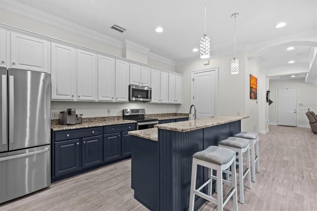 For Sale: $875,000 (4 beds, 4 baths, 3660 Square Feet)