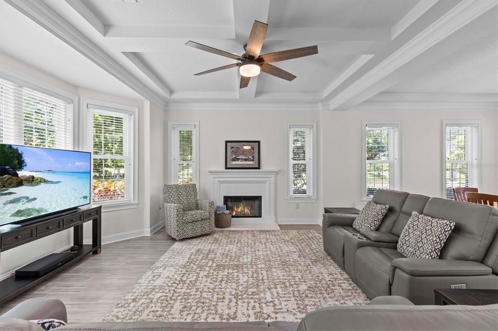 For Sale: $875,000 (4 beds, 4 baths, 3660 Square Feet)